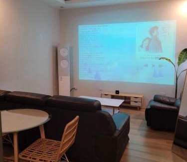 Angeles City Apartment | Ganada Presidential Suite room 가나다 스위트