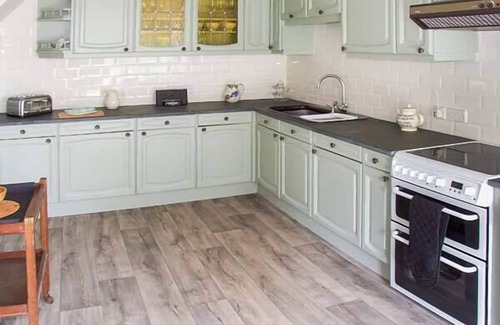 Redbrook Cottage | GANAREW COTTAGE, pet friendly in Whitchurch, Herefordshire