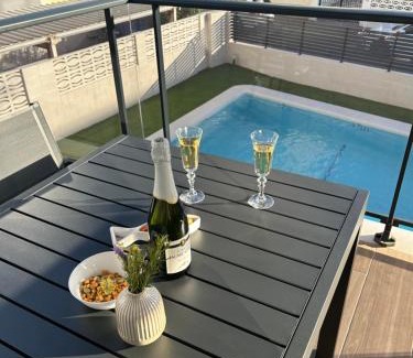 Grao de Gandia Apartment | Gandia Playa Moderna - nuevo con piscina y parking, 2 banos, playa 300 m, grau 300 m