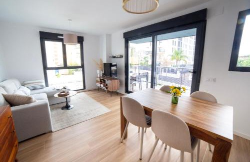 Grao de Gandia Apartment | Gandia Playa Moderna - nuevo con piscina y parking, 2 banos, playa 300 m, grau 300 m