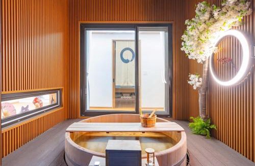 Jumunjin-eup Villa | Gangneung Hyusik Ryokan Pool Villa