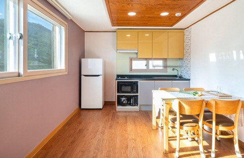 Gapyeong House | Gapyeong Arom Spa Pension