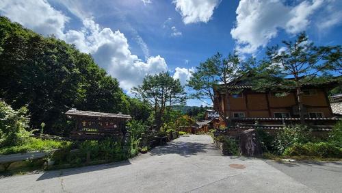 Sang House | Gapyeong Dume Mountain Pension
