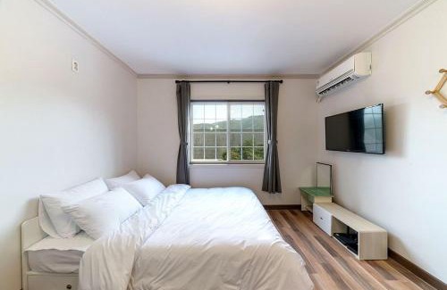 Sang House | Gapyeong Ohneulharu Spa Pension Pet friendly