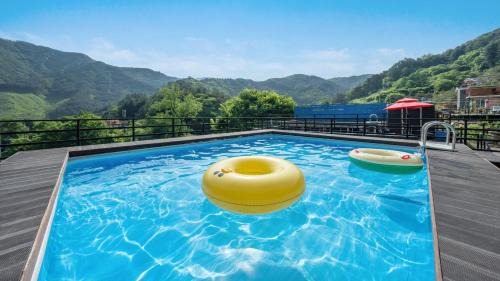 Buk House | Gapyeong poin PoolVilla pension