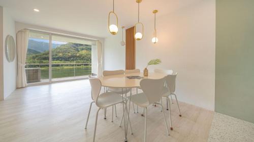 Oeseo House | Gapyeong Rowa River view Pension