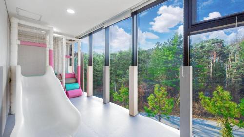 Oeseo House | Gapyeong The Bereuso Poolvilla