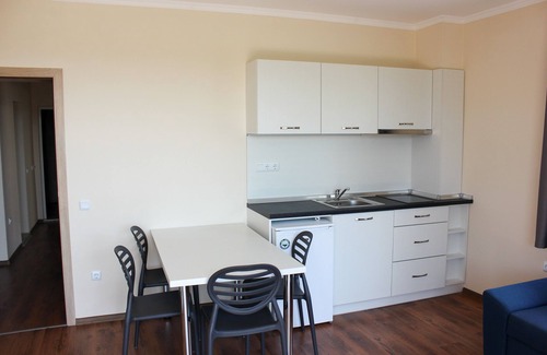 Intsaraki Condo | Garden 3 room apartment E3 in Macon Residence