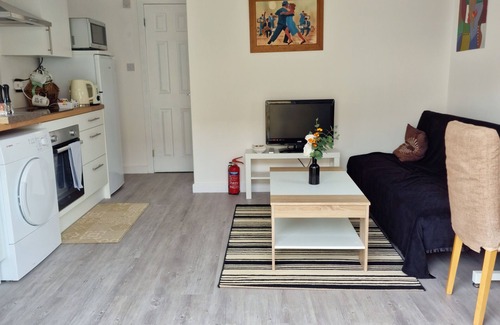Downham Apartment | Garden Apartment BR1
