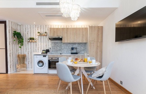 Antibes Apartment | Garden Apartment La Bohémienne, Mandara Beach