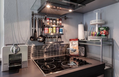 Gordola Bed & Breakfast | Garden Apt near Locarno/Lake M