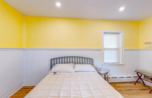 Wiscasset House | Garden Hideaway