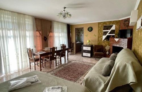 Kvareli House | Garden House