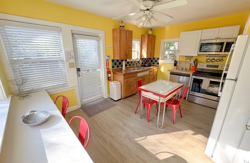 Tarpon River House | Garden House, Timeless Charm 3/2