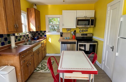 Tarpon River House | Garden House, Timeless Charm 3/2