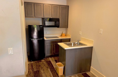 Humble Hotel | Garden Inn Express