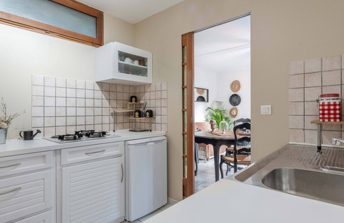 Sud Apartment | Garden level flat of 40m2 only 15 minutes walking from the Cours Mirabeau