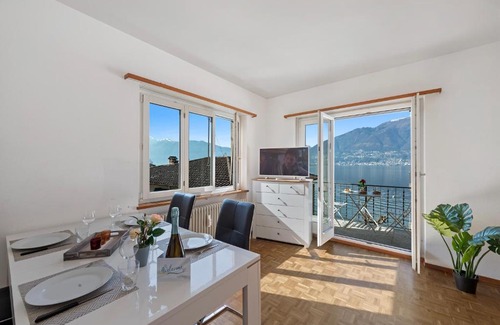 Vira Apartment | Garden on the lake 2 - Happy Rentals