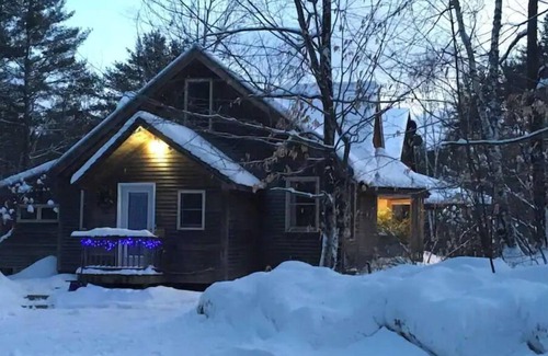 Post Mills House | Garden Retreat, Lake Fairlee, Dartmouth & Ski-way