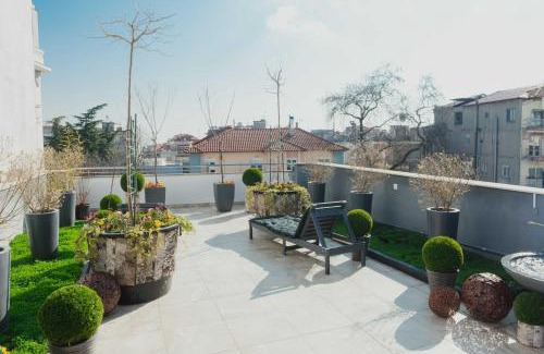 Edessa Apartment | Garden Sky