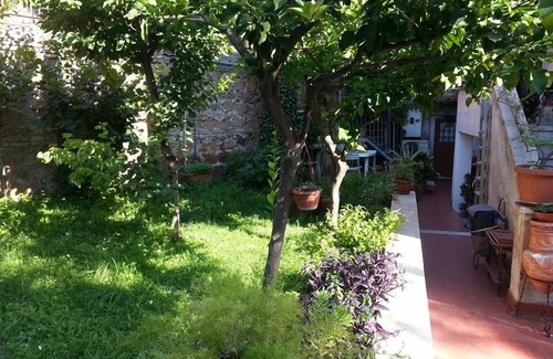 Prenestino-Centocelle Apartment | GARDEN STUDIO near metro C