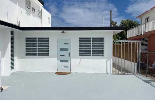 Sabana Abajo Apartment | Garden Studio With Yard Space Near Mall & Airport