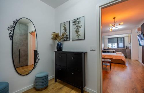 Pipera Apartment | Garden View Studio by Blvd - Premium Comfort