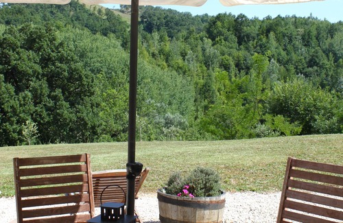 Amandola Apartment | Garden View @ The Hideaway Farmhouse, Amandola, Le Marche
