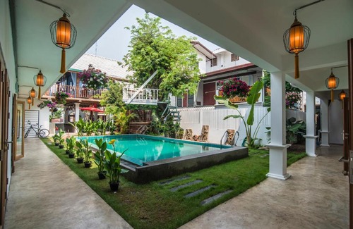 Old City Hotel | Garden Yard Inn Chiangmai