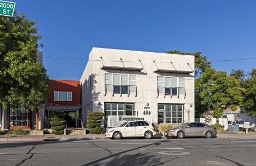 Downtown Apartment | Gardenia at Evergreen