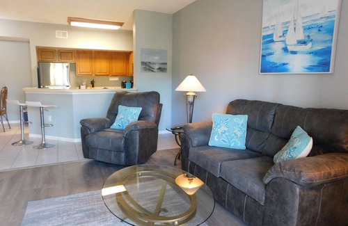 Iona Condo | Gardens of Beachwalk 1/1 with Balcony