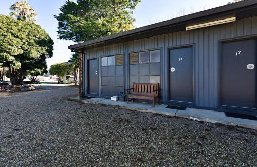 Wangaratta Hotel | Gardenview