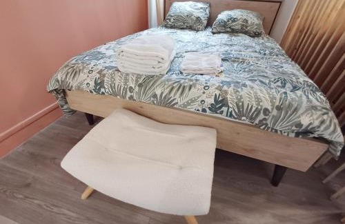 Montparnasse Apartment | Gare Montparnasse,gorgeous1 bedroom,close to Eiffel tour,center , stuning place
