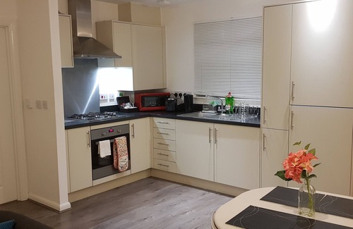 Dartford House | Garland Modern Apartment Dartford 1 With Parking