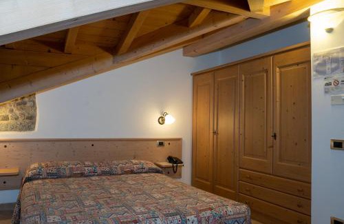 Roncone Hotel | Garnì Centrale