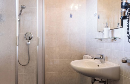 Riscone Bed & Breakfast | Garni Schorneck