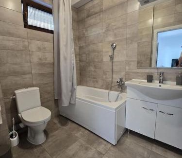Bistrita Apartment | Garsoniera zona ISU Bistrita