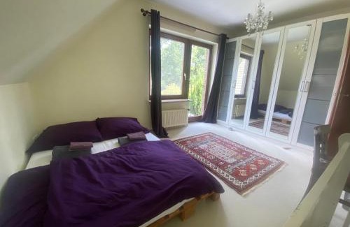 Wandsbek Apartment | Gartenblick-Oase: Obergeschosswohnung in Hamburg