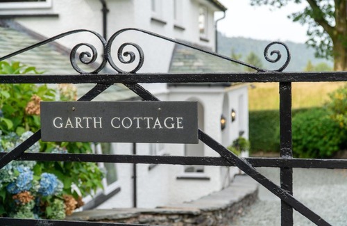 Windermere House | Garth Cottage - Spacious house with large a garden