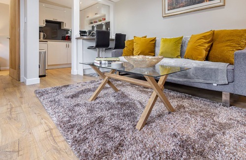 Falkirk Apartment | Garthill Studio Apartment