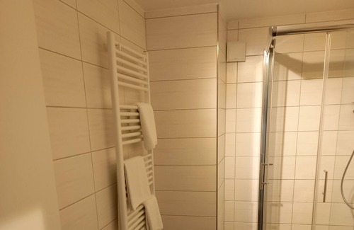 Calw House | Gasthaus Adler: Double Room with Private Bathroom and Garden View