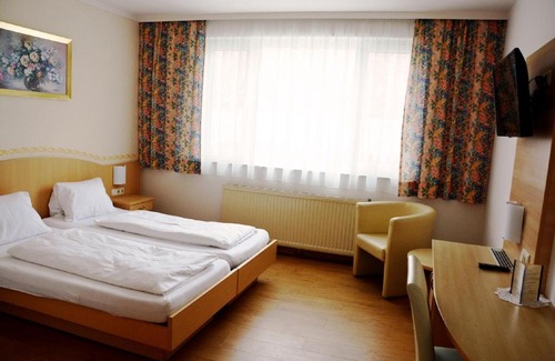 Laa an der Thaya Hotel | Gasthaus & Gästehaus Bsteh