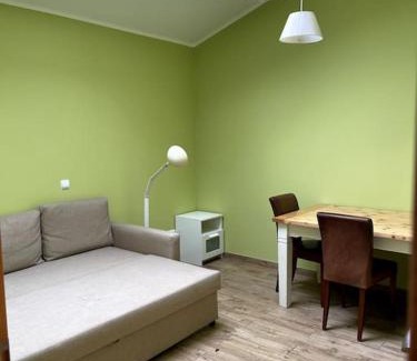 Mittelfeld Apartment | Gasthaus Papusik am Messegelände
