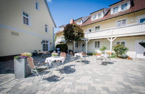 Pfullendorf Hotel | Gasthaus & Pension Mohren