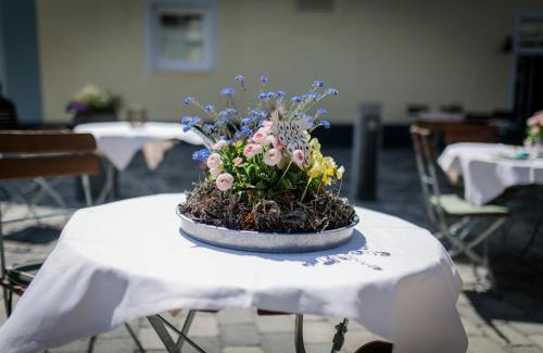 Pfullendorf Hotel | Gasthaus & Pension Mohren