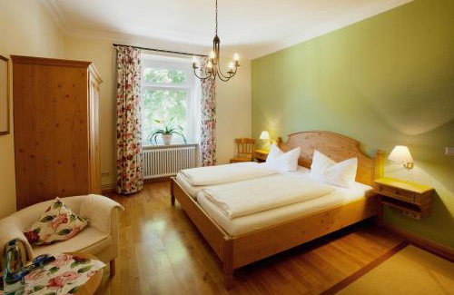 Oberried Hotel | Gasthaus Sternen Post