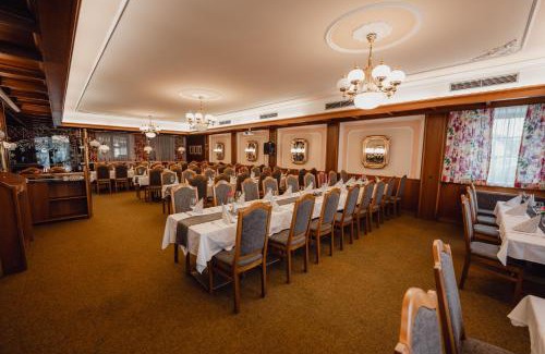 Voecklabruck Hotel | Gasthof Fruhstorfer
