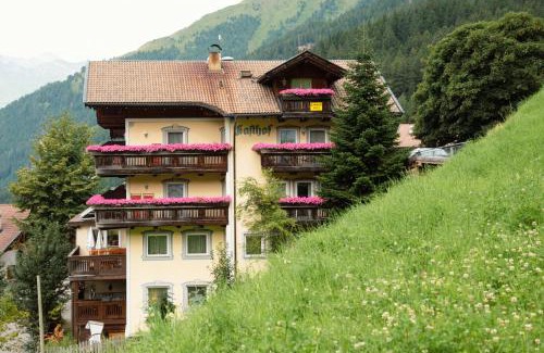 San Leonardo in Passiria Hotel | Gasthof Innerwalten