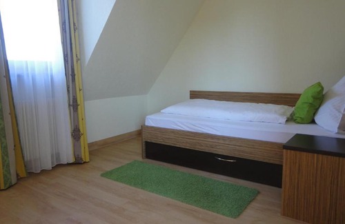 Oetisheim House | Gasthof Krone