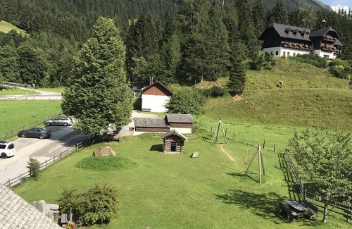Sankt Nikolai im Solktal House | Gasthof zum Gamsjäger